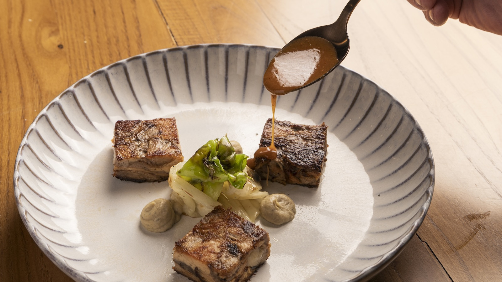 Η ΠΟΝΤΙΑΚΗ ΚΟΥΖΙΝΑ ΤΟΥ ΔΗΜΟΥ ΚΑΛΑ'Ϊ'ΤΣΙΔΗ ΑΠΟ ΤΑ ΤΡΙΑ ΓΟΥΡΟΥΝΑΚΙΑ ΣΤΟ ΘΕΣΣΑΛΟΝΙΚΗ ΣΤΟ ΠΙΑΤΟ BY UNESCO